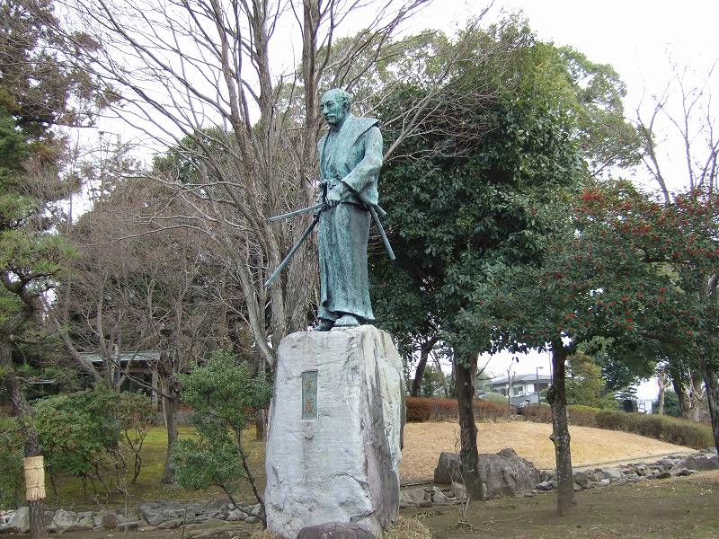 武蔵像
